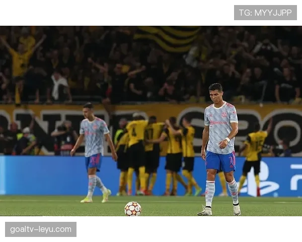 西汉姆主场对阵利物浦，欧洲赛资格争夺战引发球迷热议