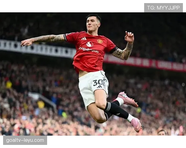 马蒂亚斯·延森英超表现抢眼，助球队强势登顶胜利新高峰