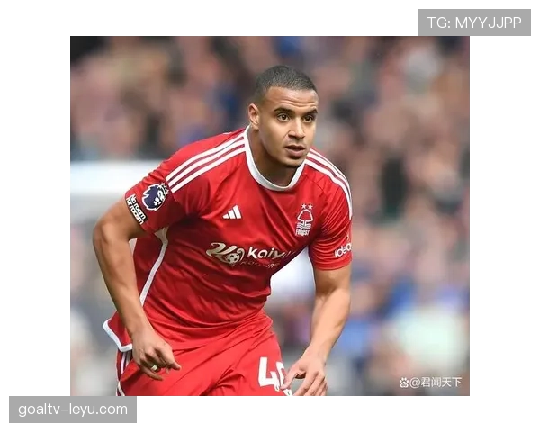 诺维奇重返英超,球迷期待新赛季实现质的飞跃与持续进步 诺维奇重返英超,球迷期待新赛季实现质的飞跃与持续进步