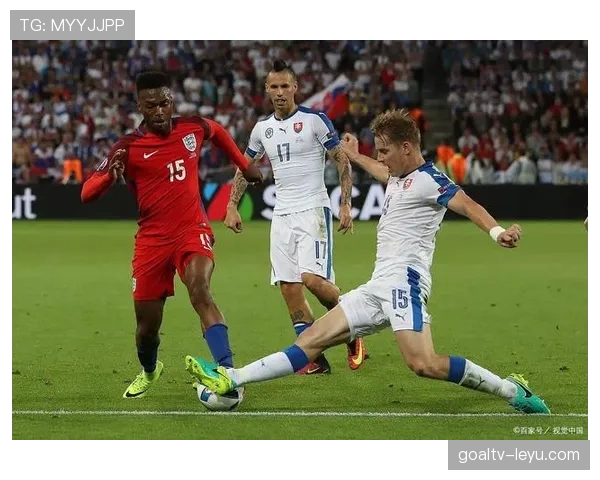 斯洛伐克队历史性挺进16强,状态回暖引爆球迷热议 斯洛伐克队历史性挺进16强,状态回暖引爆球迷热议