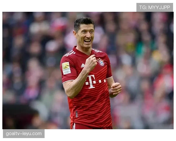 莱万多夫斯基伤情好转状态回暖，全力备战巴萨下一场赛事