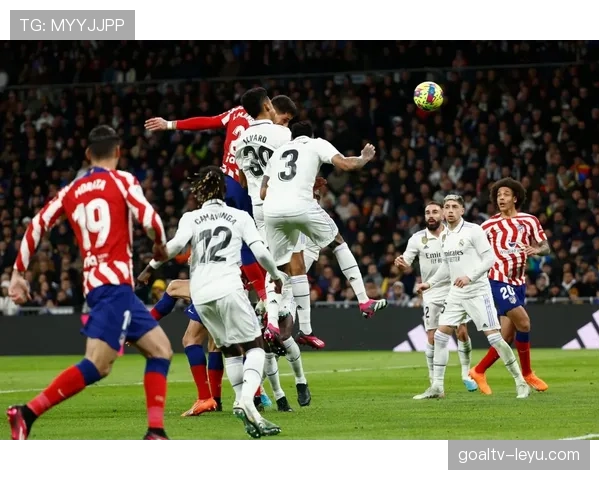 奥布拉克在西甲马德里德比中10次精彩扑救，表现稳健助马竞力克皇马