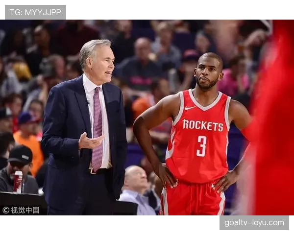 特伦特无球跑动拉开空间，三分效率领跑队内